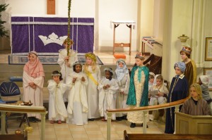 Angels, star, shepherds and kings