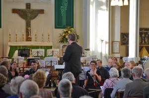 David conducts MK Sinfonia playing Poulenc