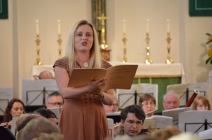 Lottie sings of the Auvergne