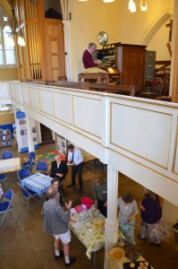 Hands on the Willis and refreshments