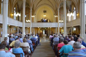 Capacity crowd listens to Jacob play the Willis