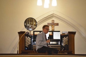 Stephen Moore introduces the Grayston Ives piece