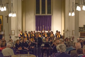 Music Makers of Milton Keynes singing folk songs