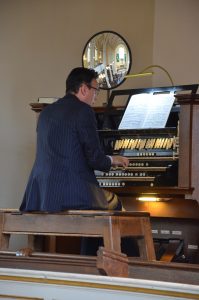 Jonathan playing Tallis