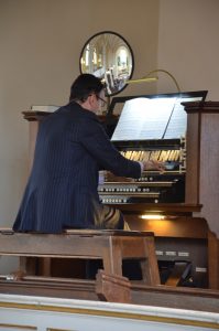Jonathan plays Songs of Praise